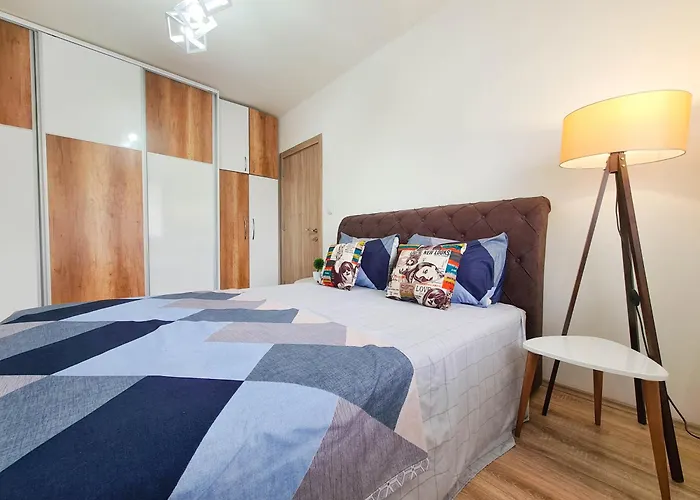 Exclusive Apartment Main Square